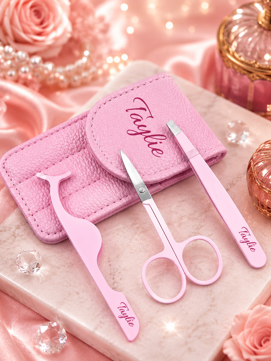Kit accessoires Faux Cils - Pochette, Ciseaux & Pinces | Taylie Paris